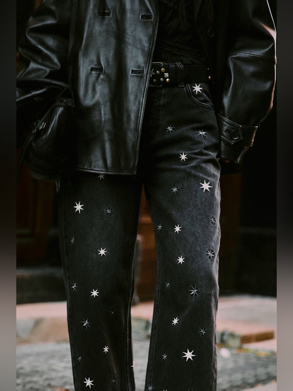 FP We the Free Deep Trance Shine Embroidered Dropped Boyfriend Jeans -NWT - Picture 2 of 11